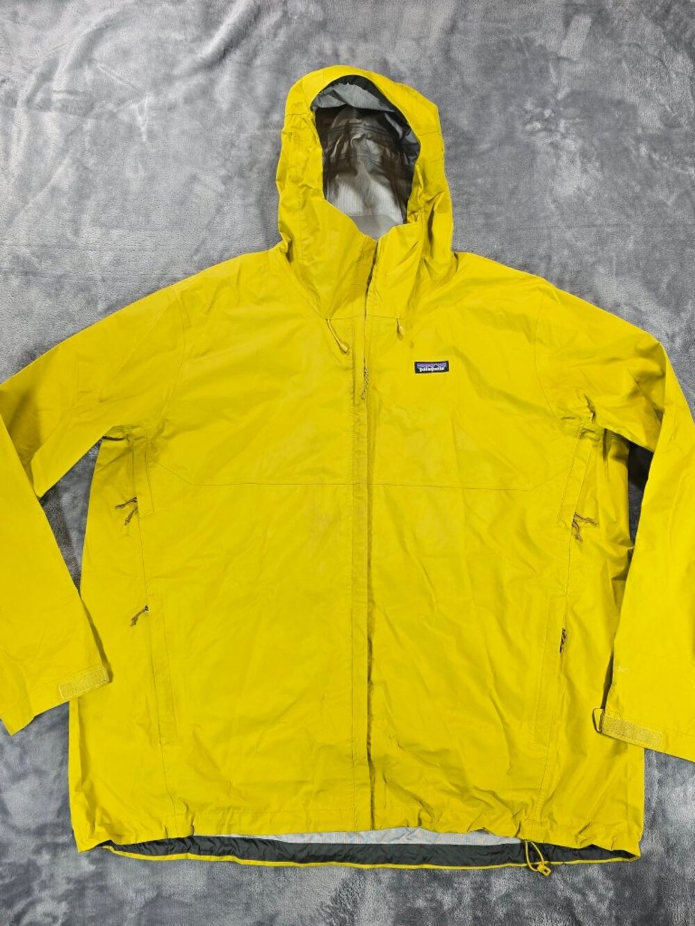 Patagonia Torrentshell 3L Jacket Men's 3XL Mustard Yellow Hooded Rain Waterproof